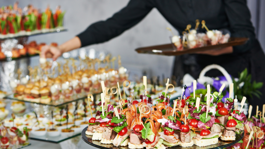 Catering with a Food Truck: How to Profit from Special Occasions